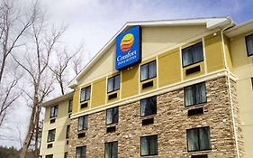 Comfort Inn & Suites Brattleboro I-91